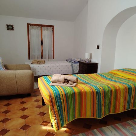 Casa Stefano Appartement Ceriana Buitenkant foto